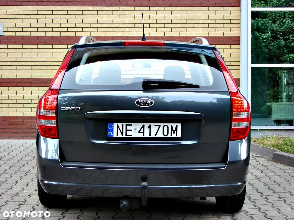 Kia Ceed 1.6 Comfort - 14