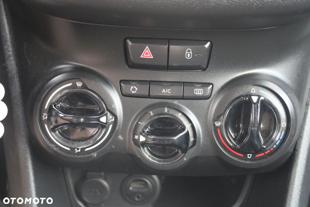 Peugeot 208 1.4 VTi Active - 12