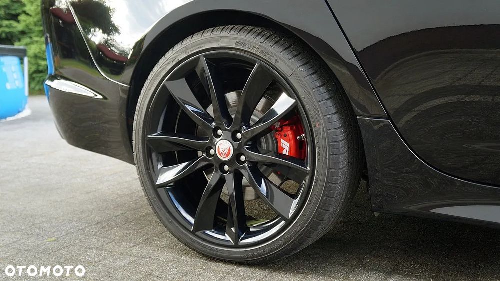 Jaguar XF 2.2 D R-Sport - 10