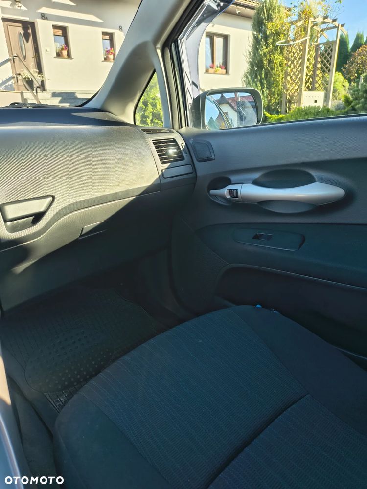 Toyota Auris 1.6 VVT-i Luna - 9