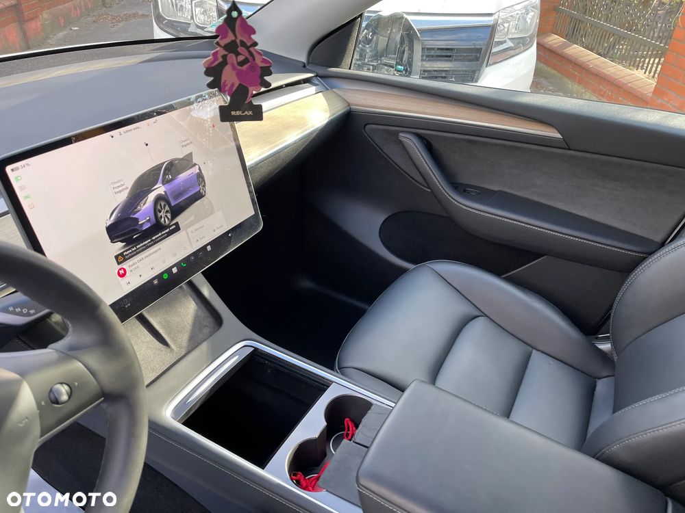 Tesla Model Y Standard - 9