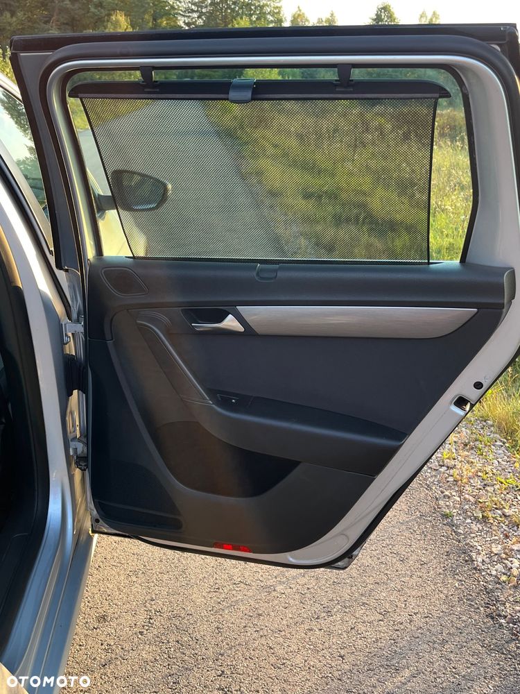 Volkswagen Passat 1.6 TDI Comfortline - 18