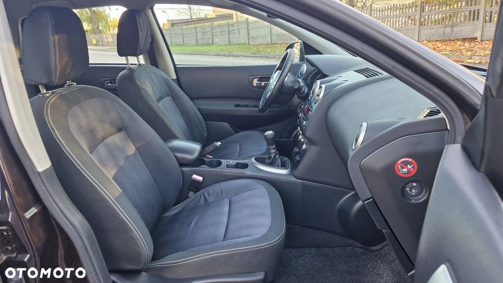 Nissan Qashqai 2.0 dCi Tekna - 11