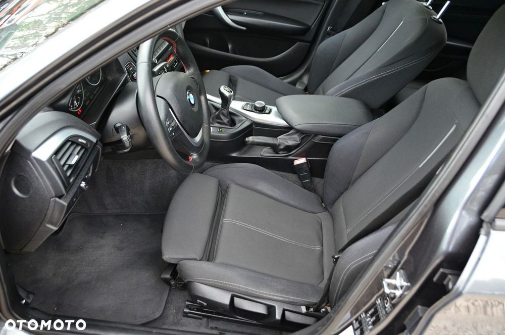 BMW Seria 1 - 27
