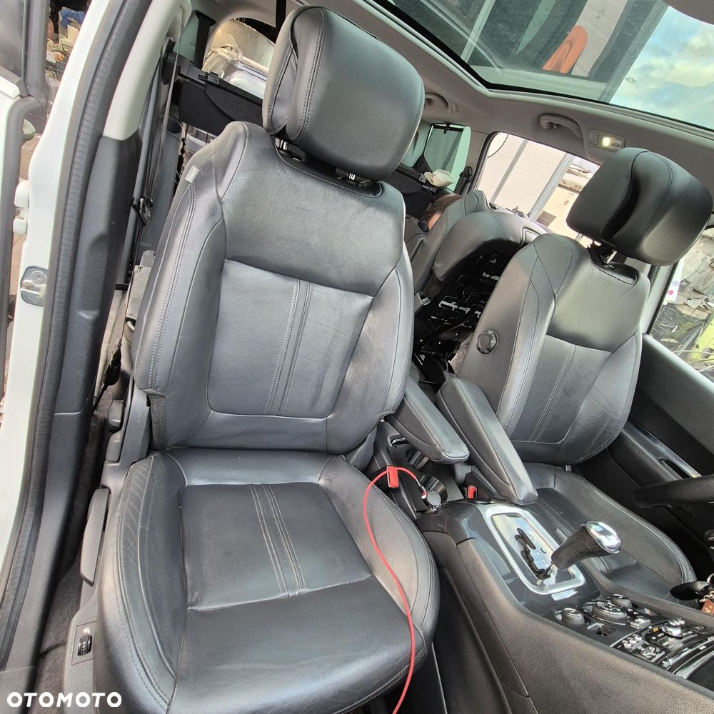 Peugeot 5008 HDI FAP 165 Automatik Allure - 11