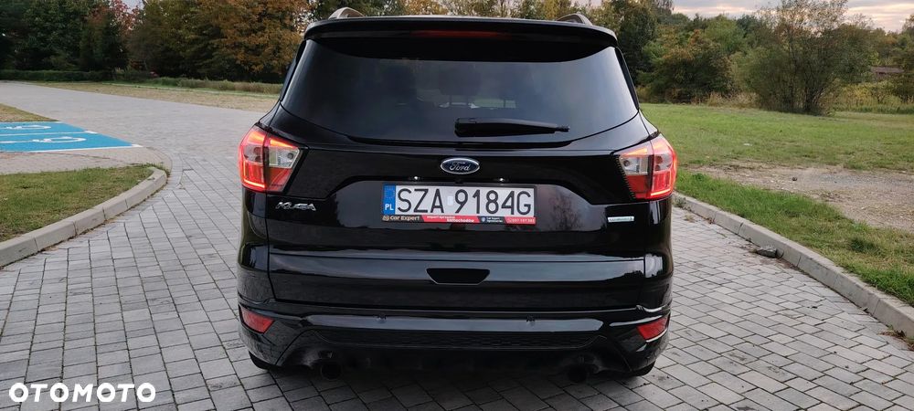 Ford Kuga 1.5 EcoBoost 2x4 ST-Line - 13