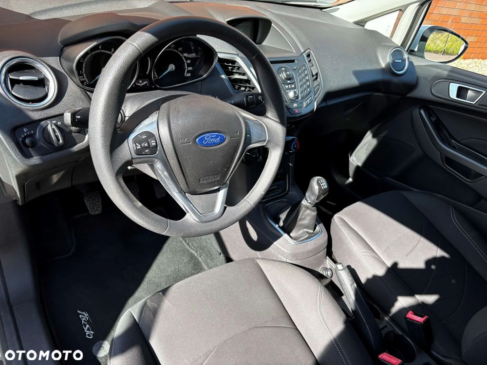 Ford Fiesta 1.25 Trend EU5 - 17