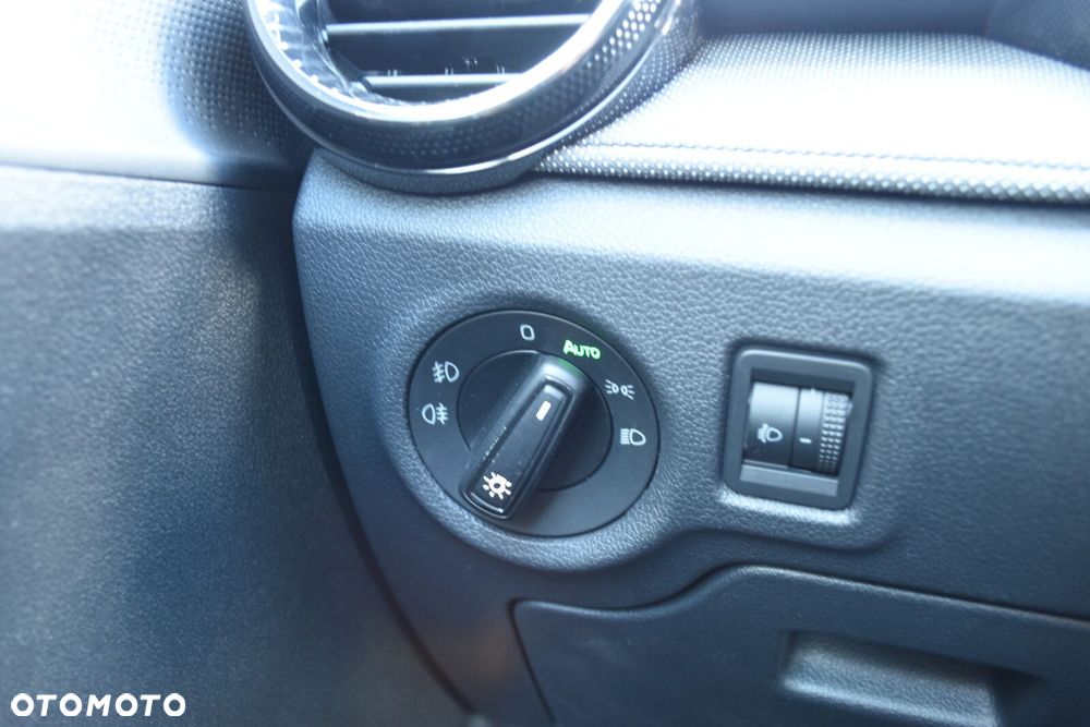 Skoda Fabia 1.0 TSI Selection - 23