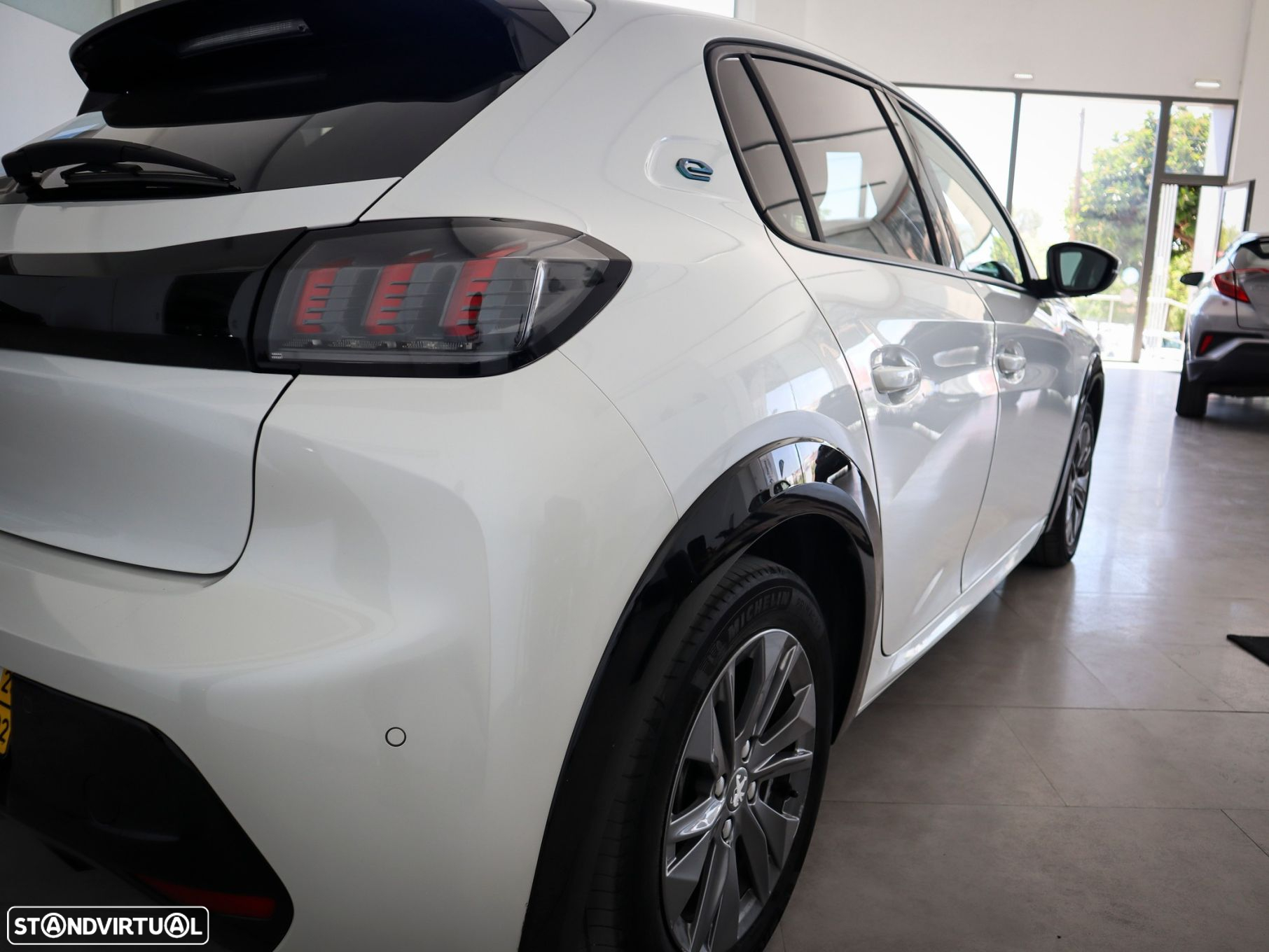 Peugeot e-208 - 7