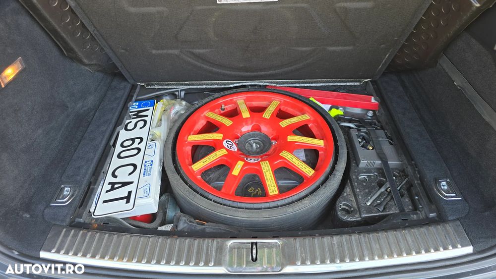 Volkswagen Touareg 3.0 V6 TDI BMT - 32