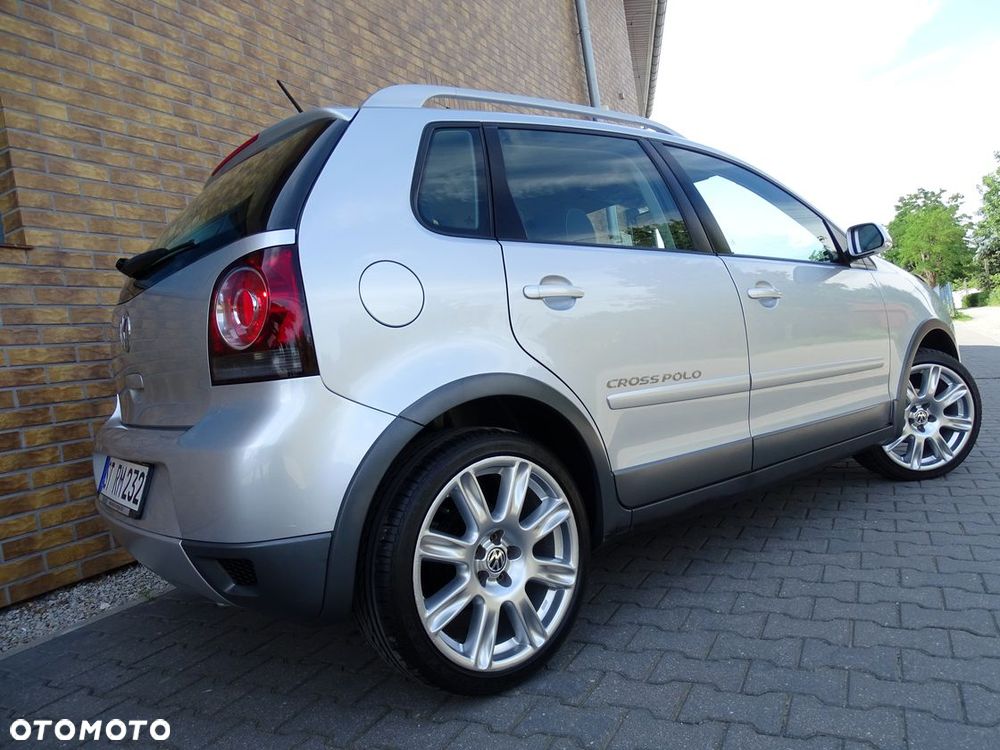 Volkswagen Polo Cross - 14