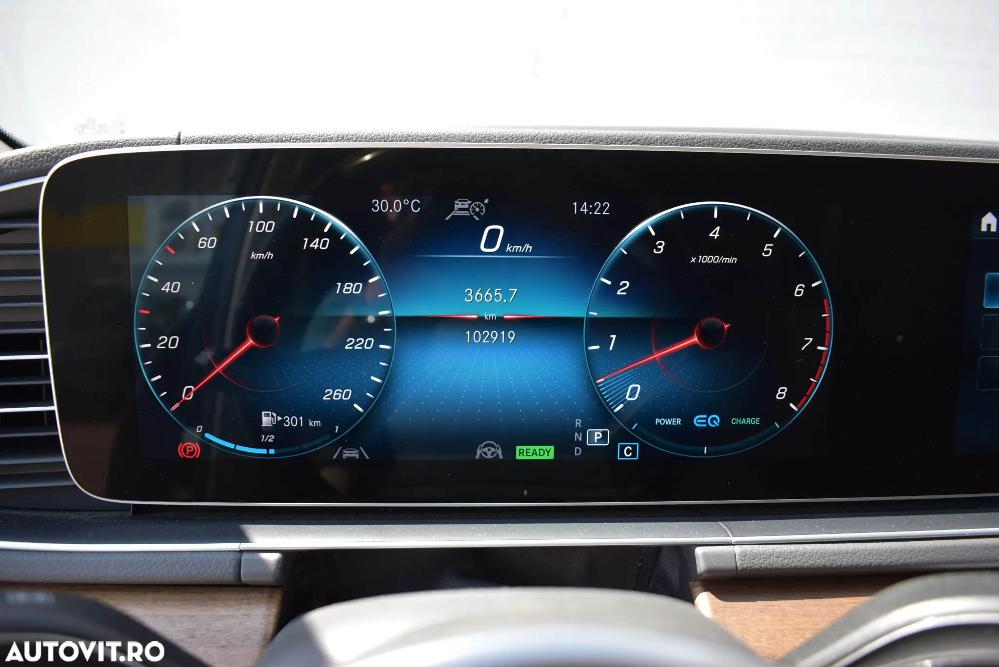 Mercedes-Benz GLE - 12