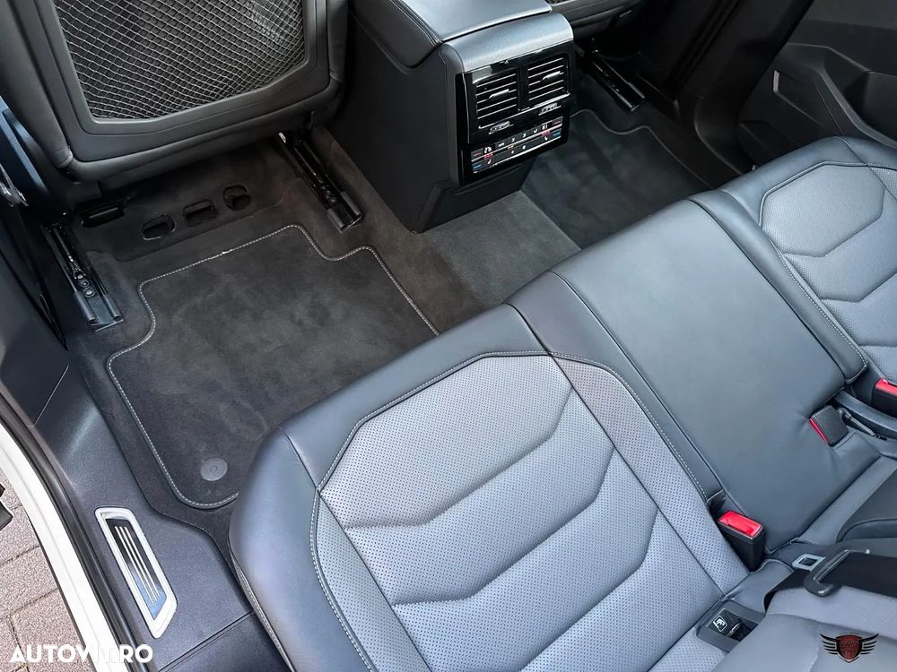 Volkswagen Touareg 3.0 V6 TDI 4Motion DPF Automatik R-Line - 38