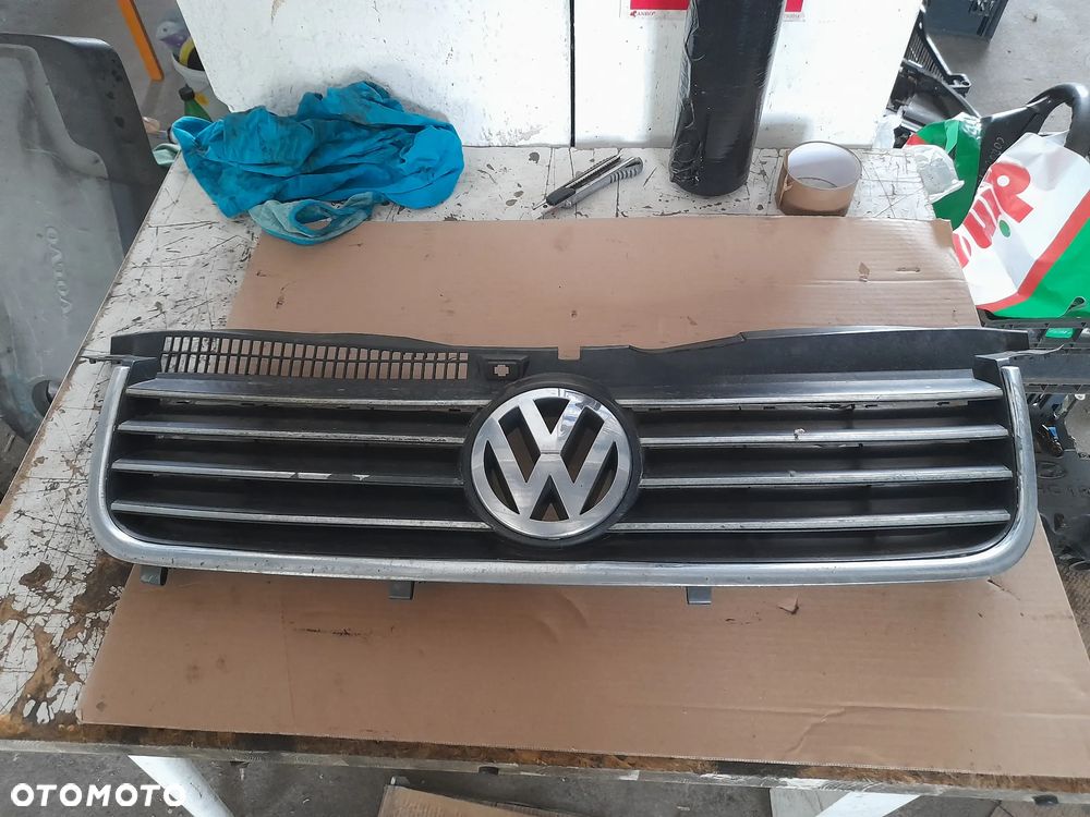 passat b5  grill atrapa - 1