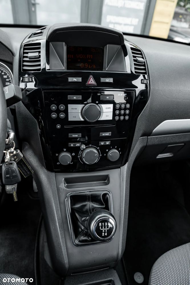 Opel Zafira 1.8 Family Plus - 32