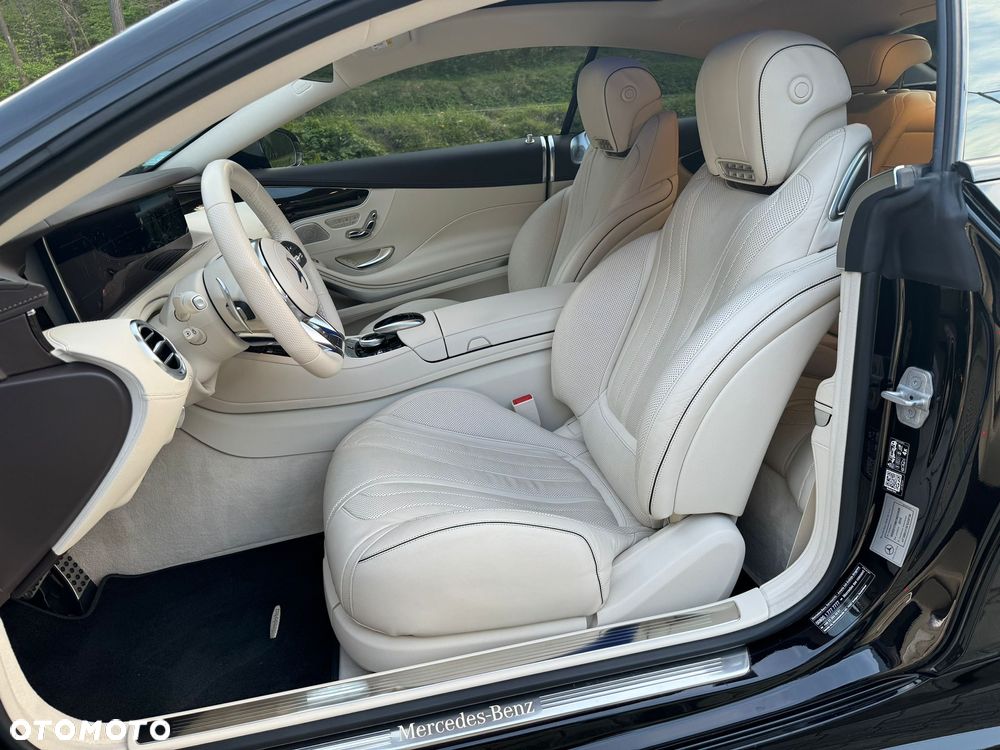 Mercedes-Benz Klasa S 560 Coupe 4-Matic 9G-TRONIC - 14
