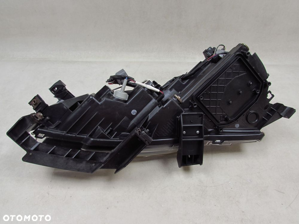 MAZDA 6 GH 08-13 LAMPA REFLEKTOR PRAWY PRZOD UK - 8