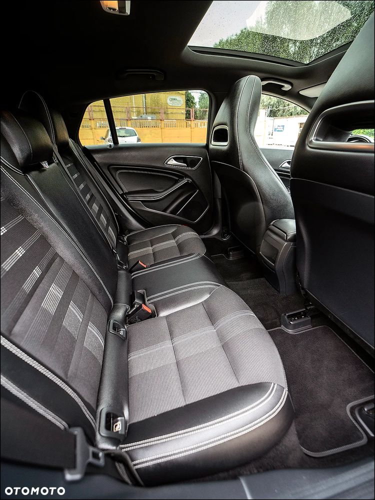 Mercedes-Benz CLA - 34
