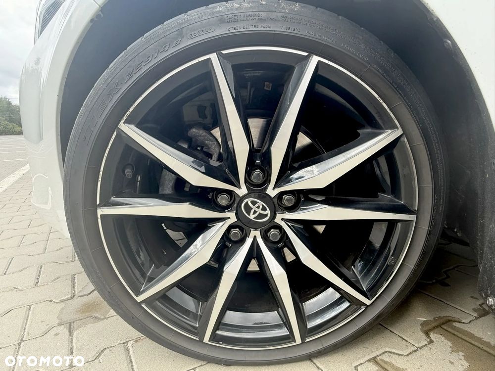 Toyota Corolla - 9