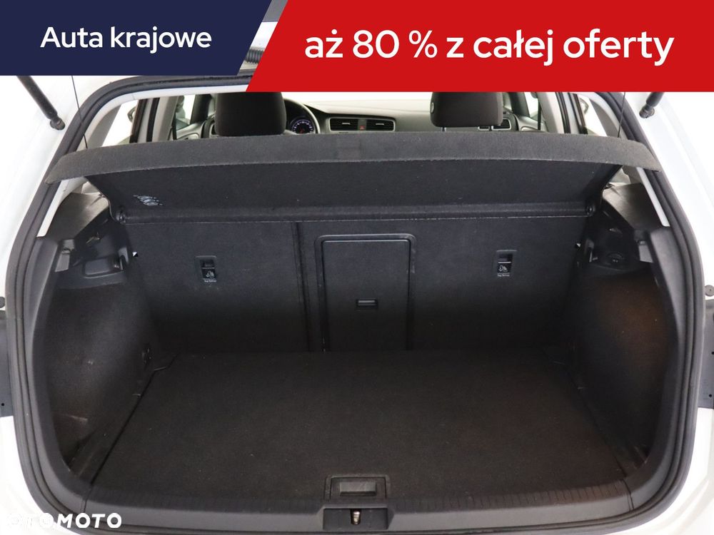 Volkswagen Golf - 16