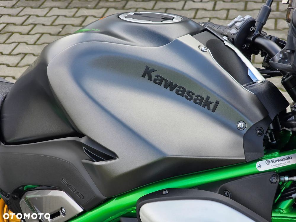Kawasaki Z 900 - 8