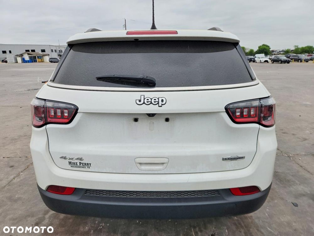 Jeep Compass - 7
