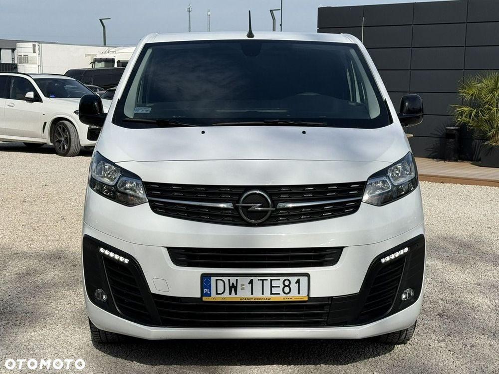 Opel Vivaro - 8