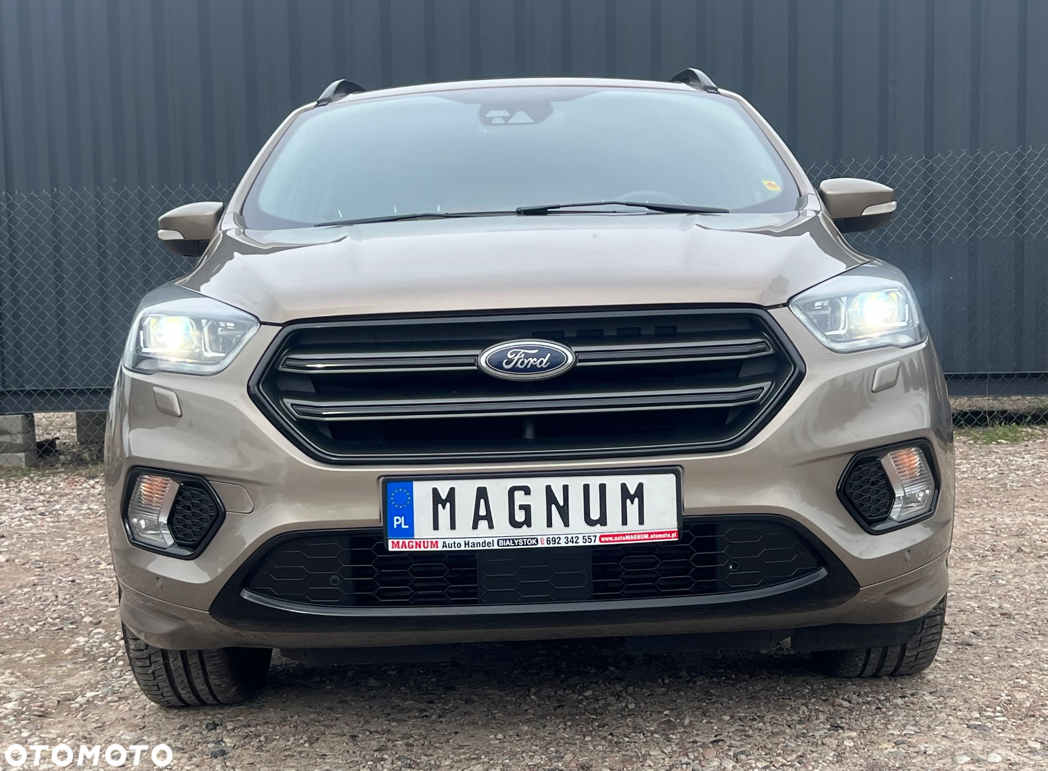 Ford Kuga 2.0 TDCi 4x4 ST-Line - 27