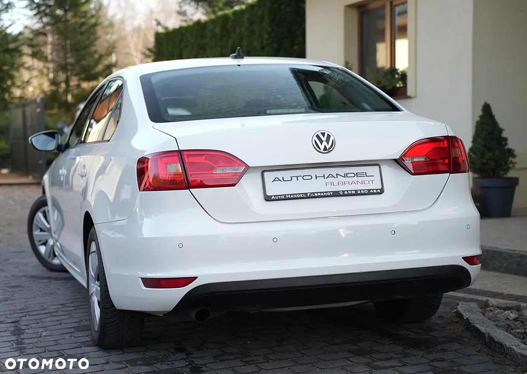 Volkswagen Jetta 1.2 TSI BlueMotion Technology Comfortline - 20