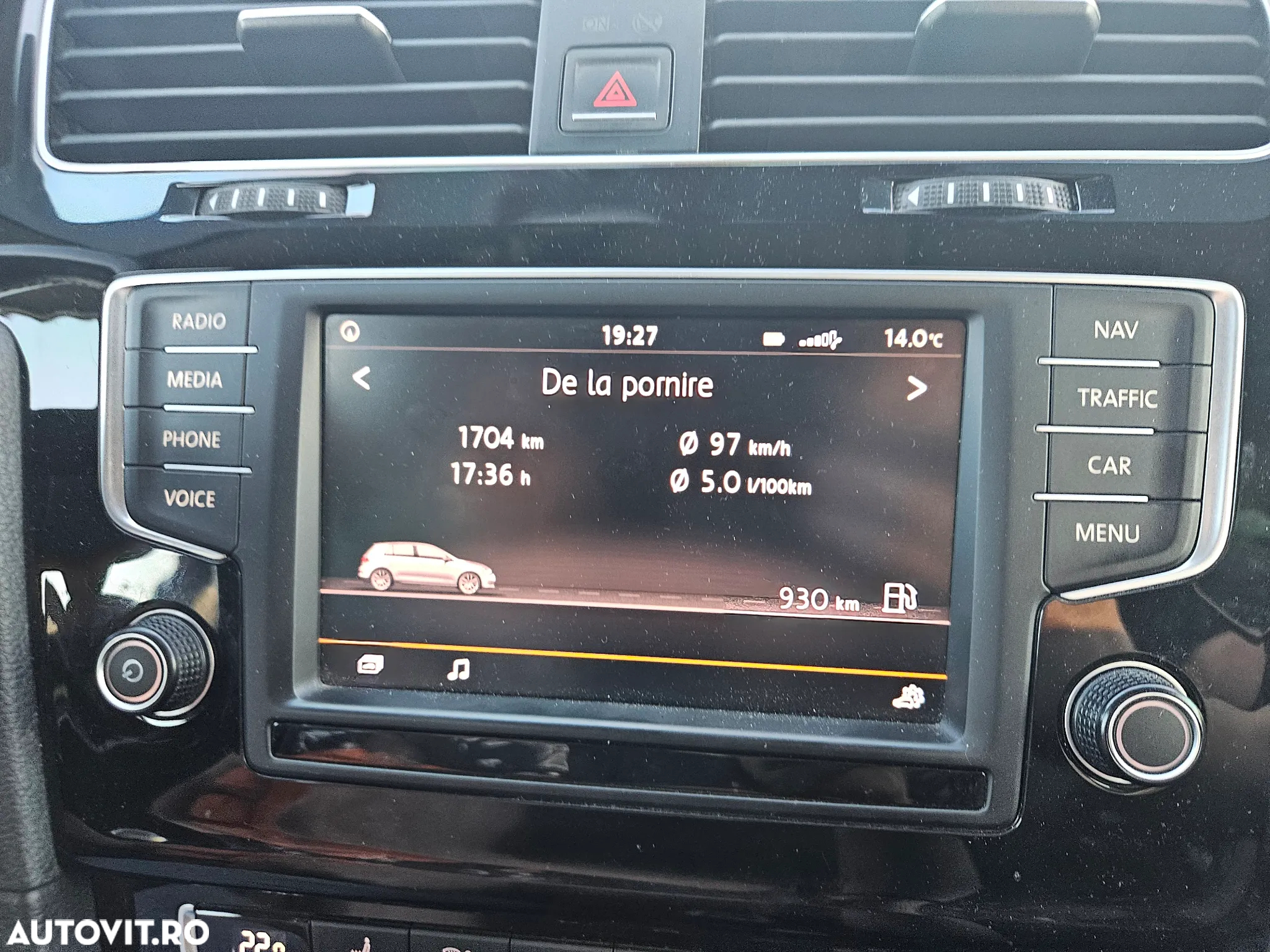 Volkswagen Golf 1.6 TDI BlueMotion Technology Allstar - 11