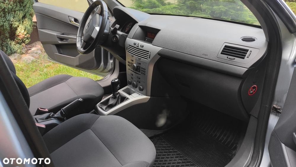 Opel Astra - 9