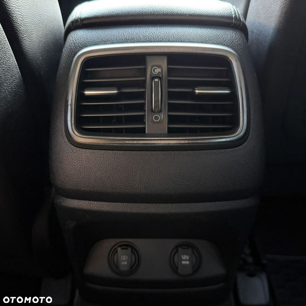 Kia Sorento - 24
