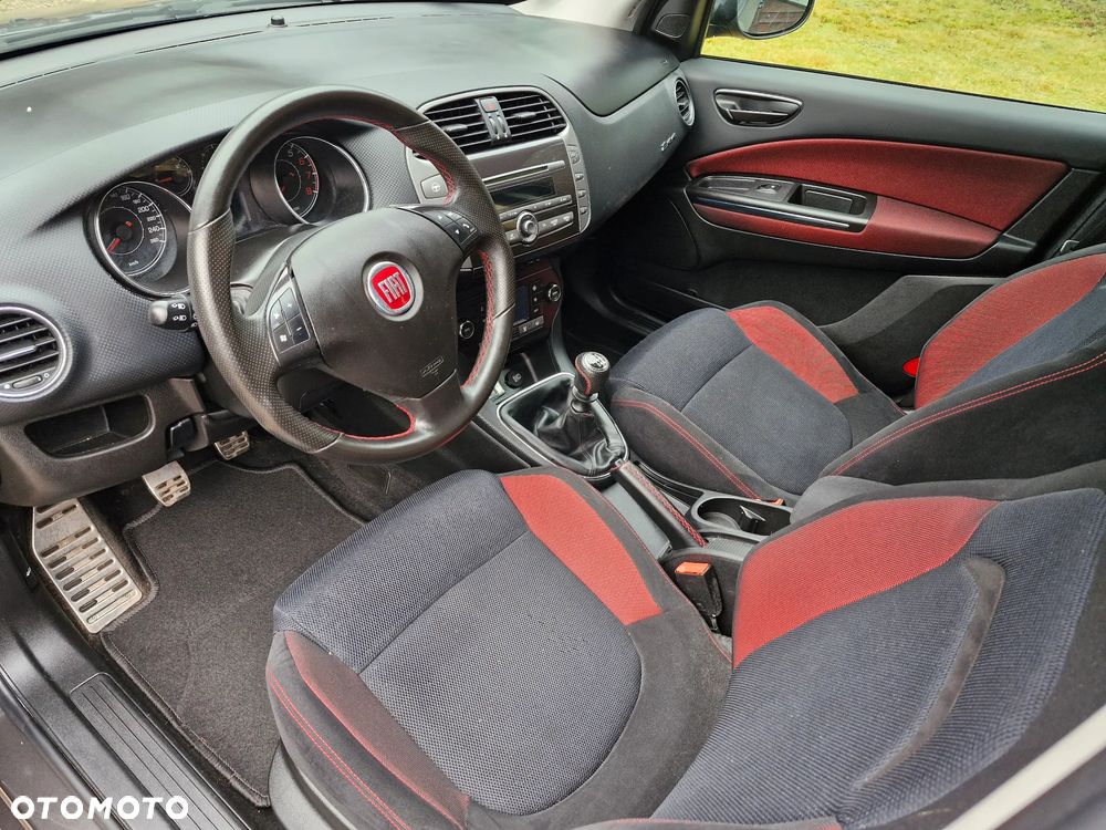 Fiat Bravo 1.4 T-JET 16V Street - 6