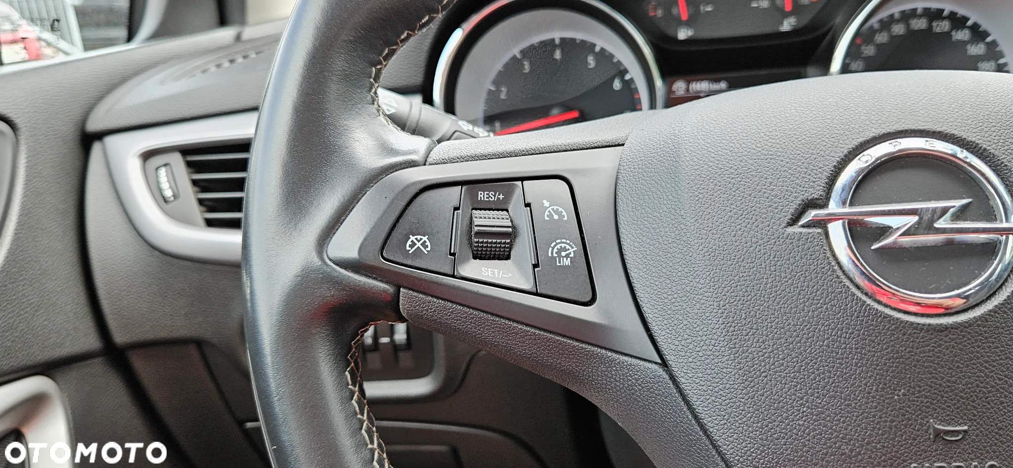 Opel Astra - 31