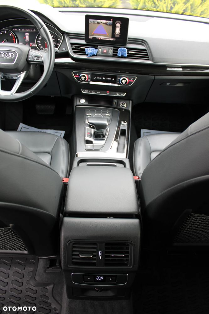 Audi Q5 45 TFSI quattro S tronic - 24