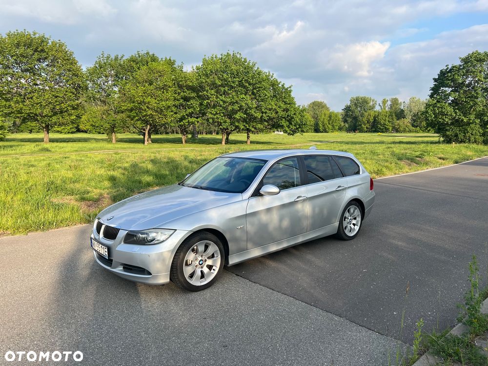 BMW Seria 3 325xi - 2