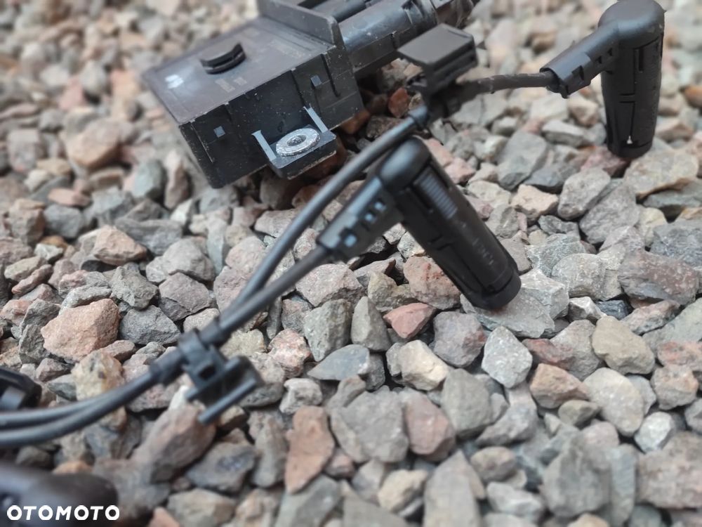 BMW E46 / E60 / E90 / E87 / E83  ORYGINALNY STEROWNIK ŚWIEC ŻAROWYCH + WIĄZKA DO SILNIKÓW GAMY M47D20 ( 150KM / 163KM ) 2.0D / 1.8D BERU O NR.  12 21 7 786 821 /  12 21 7 801 200 OEM SPRAWNY W 100% NUMERY BERU E2110022358 - 16