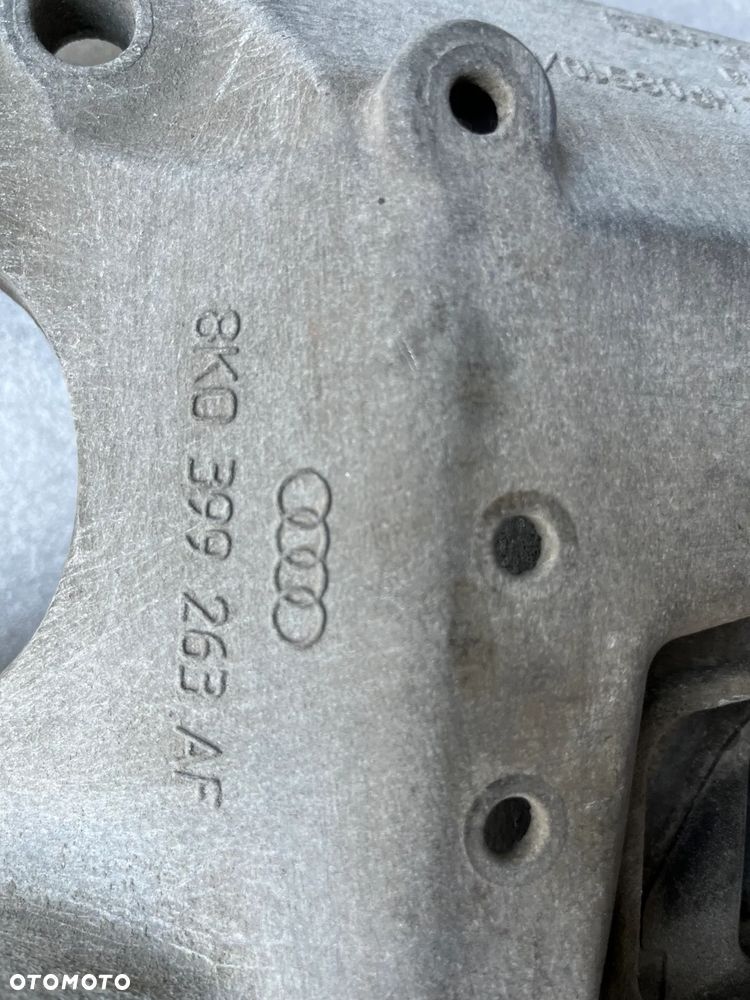 ŁAPA PODUSZKA skrzyni AUDI 8K0399263 AF 8K0399291 ** - 2