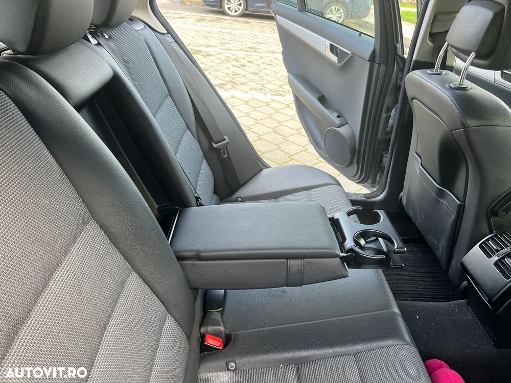 Mercedes-Benz C 220 CDI BlueEFFICIENCY T-modell - 6