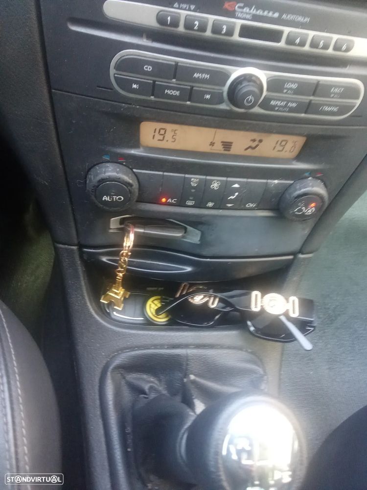 Renault Laguna Break - 16