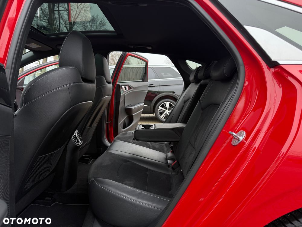 Kia ProCeed 1.4 T-GDI OPF GT LINE - 33