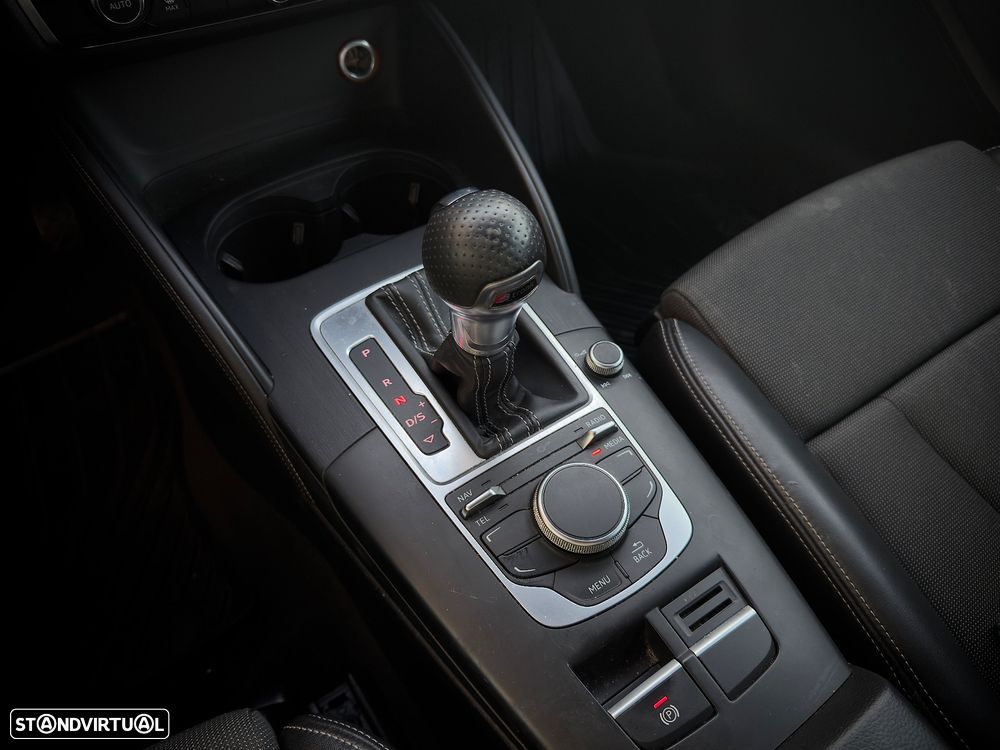 Audi A3 Sportback 1.6 TDI (clean diesel) S tronic S line Sport Pack - 13