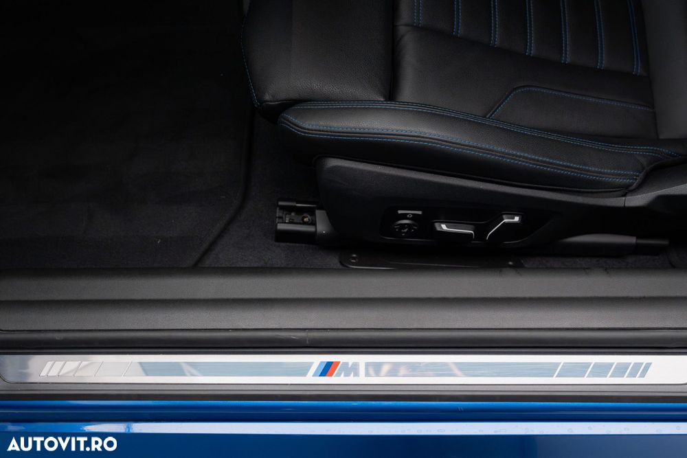 BMW M2 M240i xDrive - 14