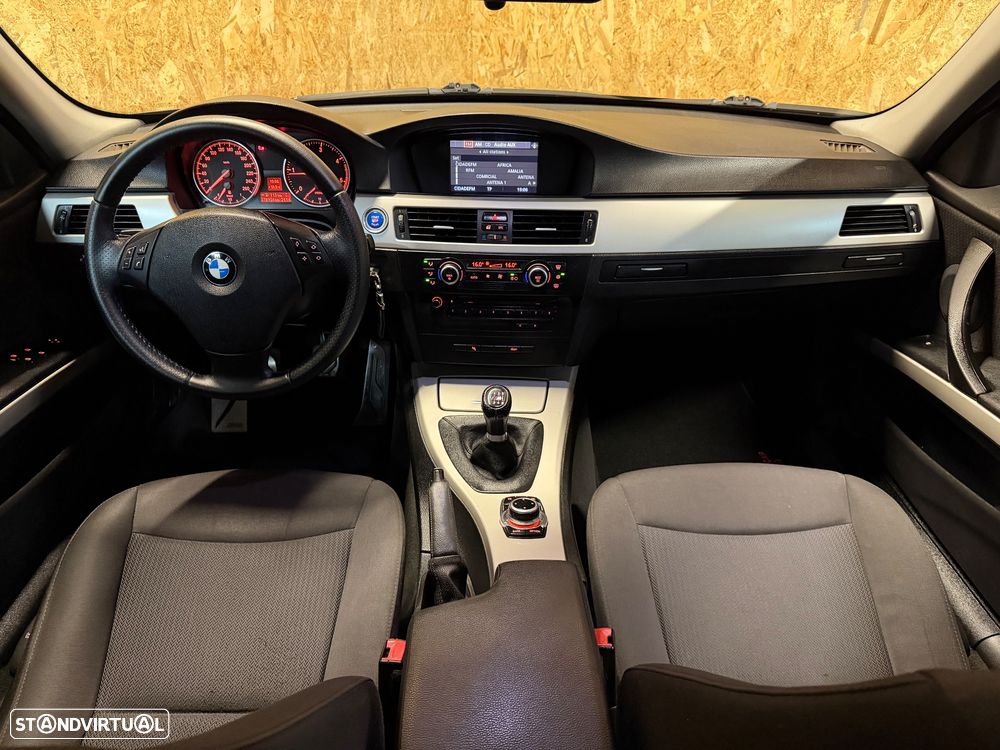 BMW 318 d DPF Edition Sport - 12