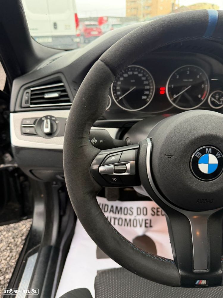 BMW 525 d Pack M - 32