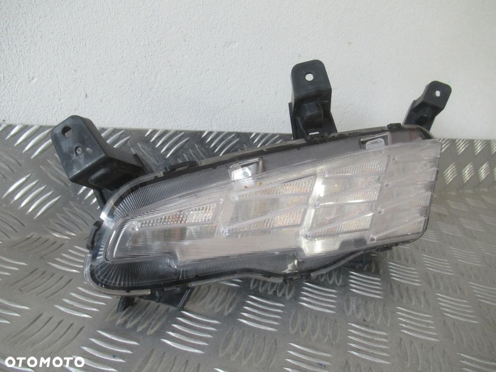 HALOGEN ŚWIATŁO JAZDY DZIENNEJ DRL LED LEWY HYUNDAI I30 II LIFT 2014-2017 - 1