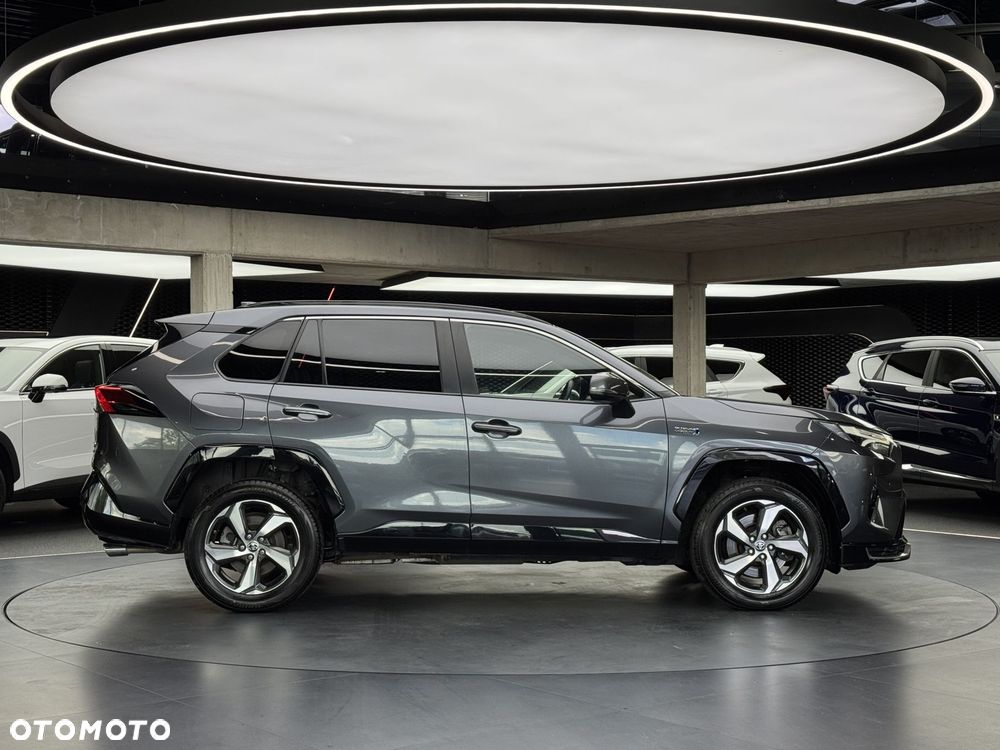 Toyota RAV4 - 7