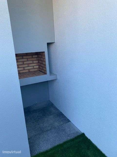 Arrenda-se T1 equipado em Leiria junto ao Hospital S André - Grande imagem: 4/8