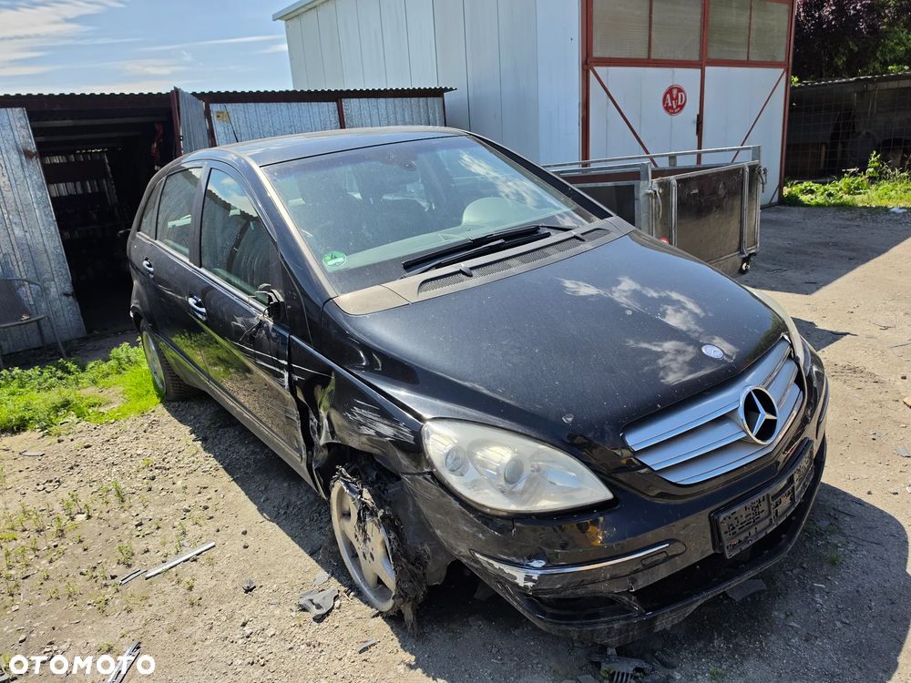 Mercedes-Benz Klasa B - 23