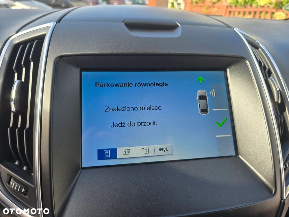 Ford S-Max - 35